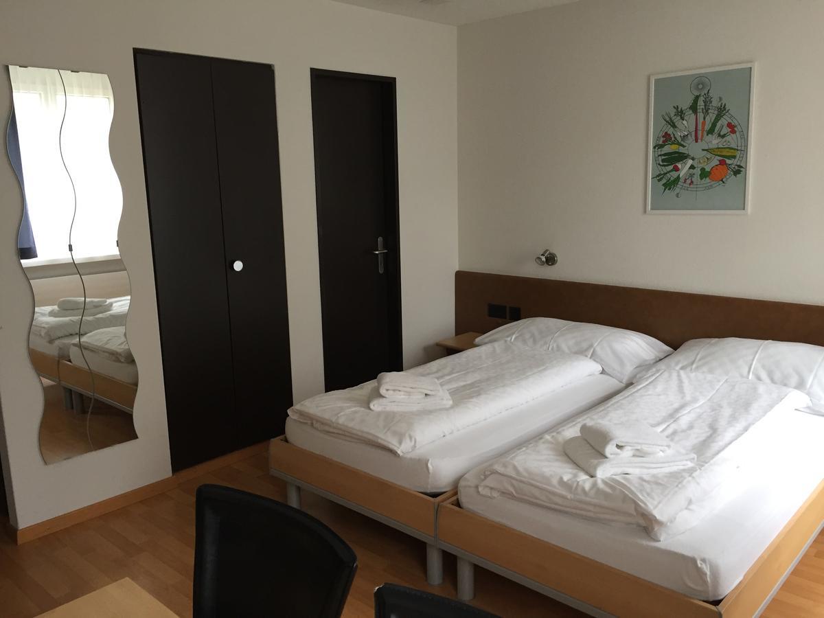 Hotel & Restaurant Stadthof Glarus Exterior foto